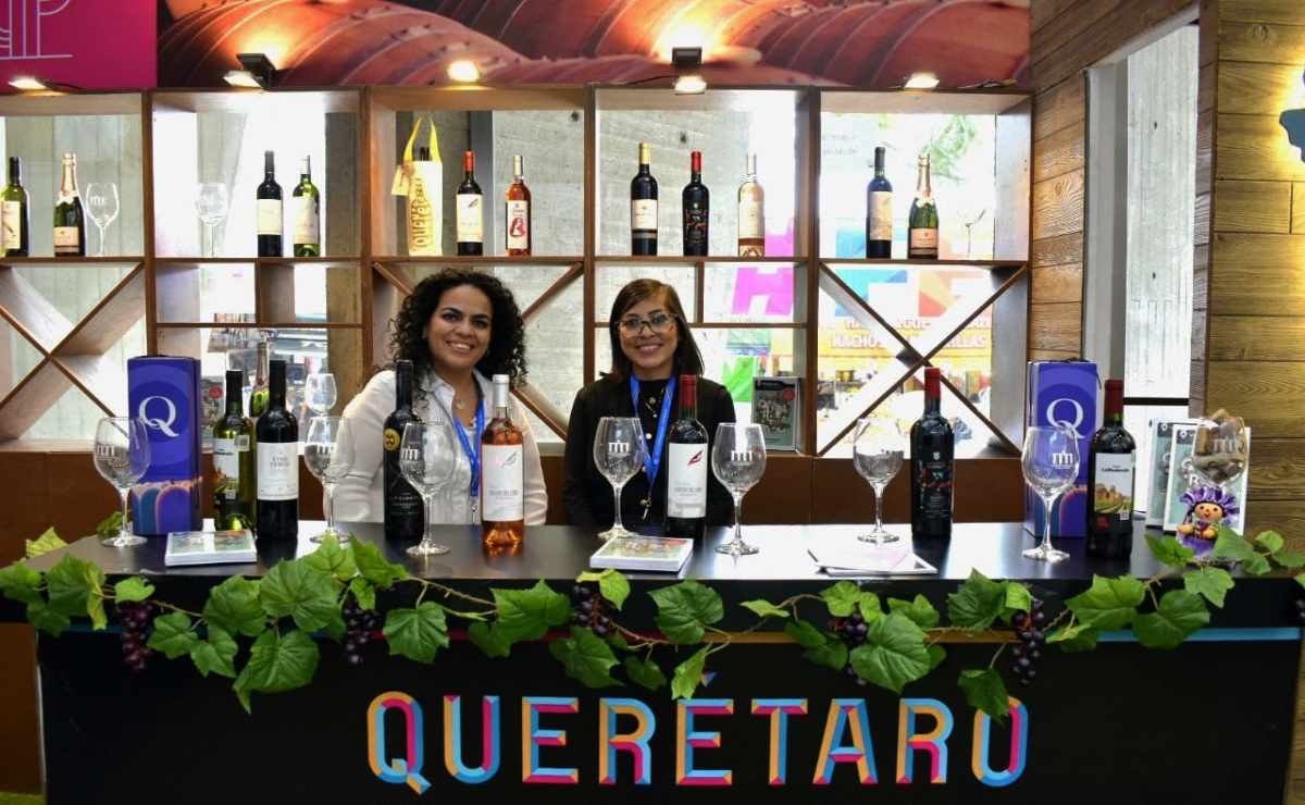 Expone Querétaro lugares turísticos en Feria Estatal de Léon